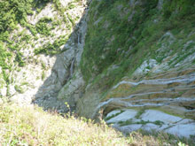 最下段を見下ろす